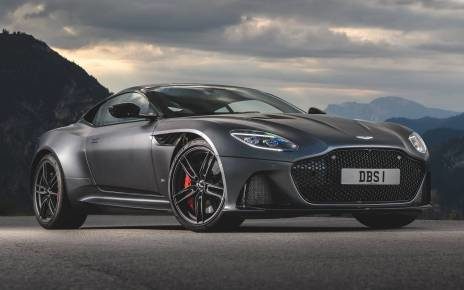 Detailing Aston Martin DBS Coupe